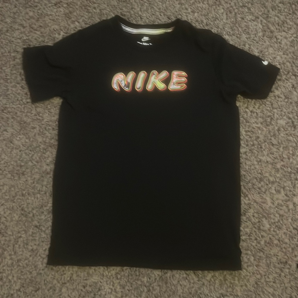 Nike tee